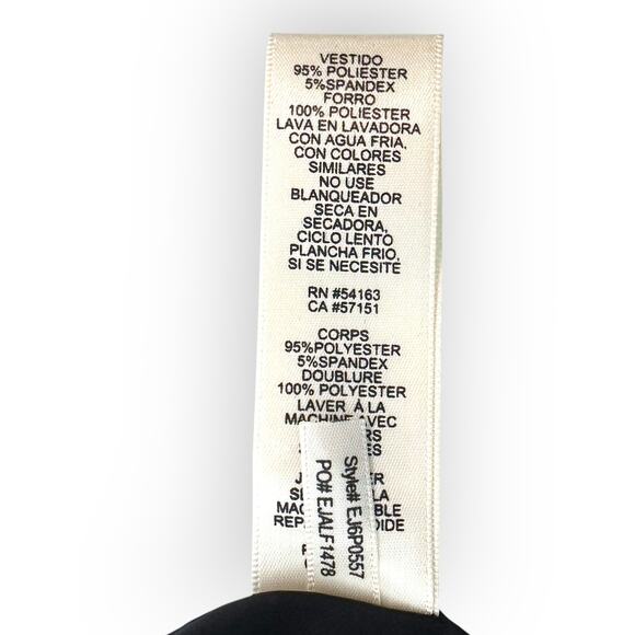 Eliza J NWT Women's Short Sleeve Shift Dress Size 4P Black Pink Floral Scuba - Picture 11 of 13